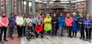 Imagen de las mujeres que hacemos marcha nórdica